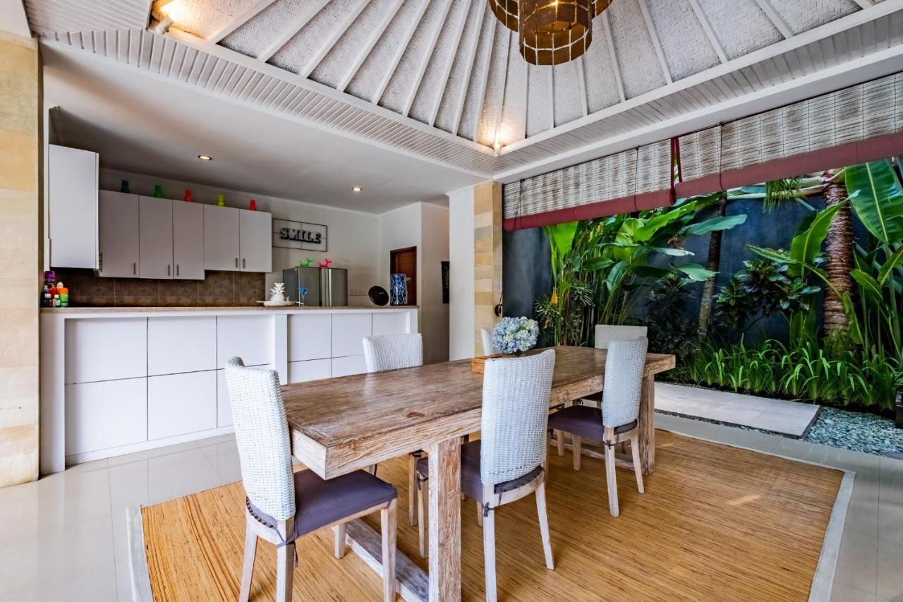 Central Seminyak Villa Martini Zewnętrze zdjęcie