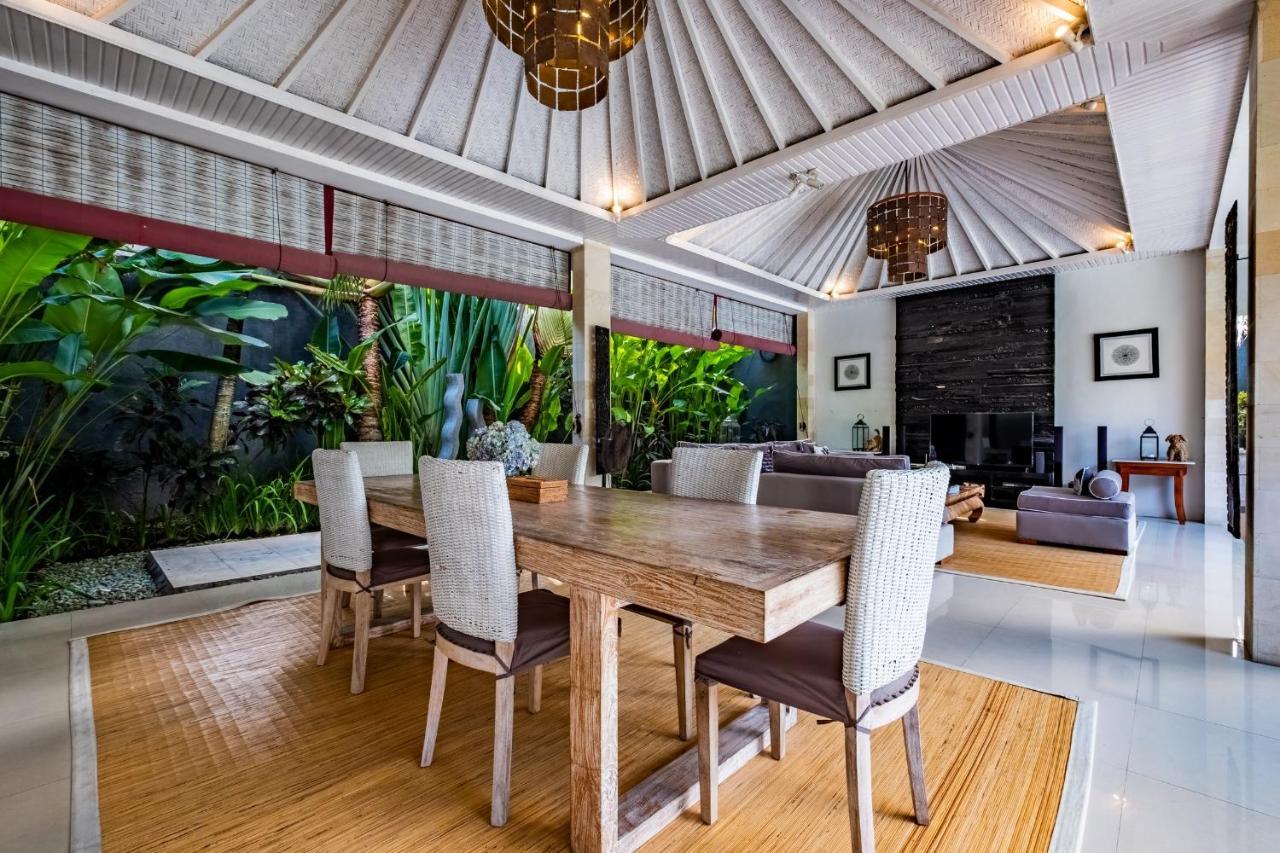 Central Seminyak Villa Martini Zewnętrze zdjęcie