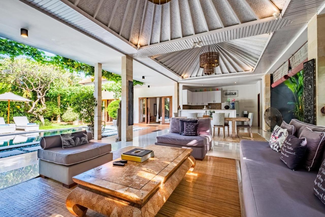Central Seminyak Villa Martini Zewnętrze zdjęcie